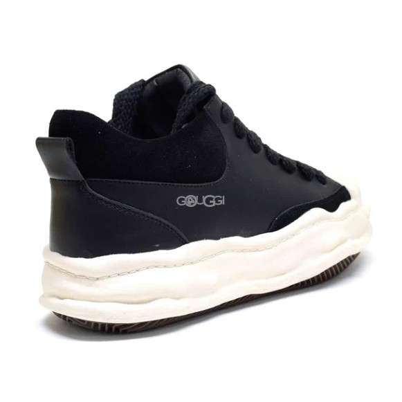 Ugg Marin Black